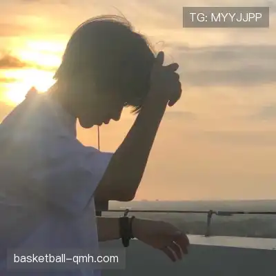 滑鹤迅